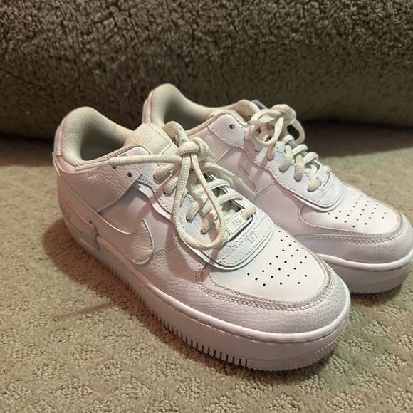 Nike Air Force 1 Shadows - Picture 1 of 5